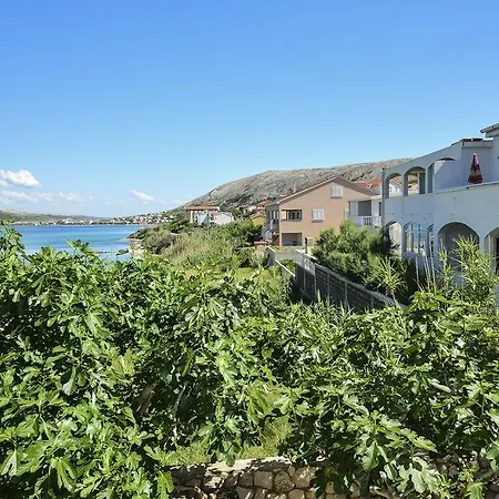 Smail Apartment Pag Town