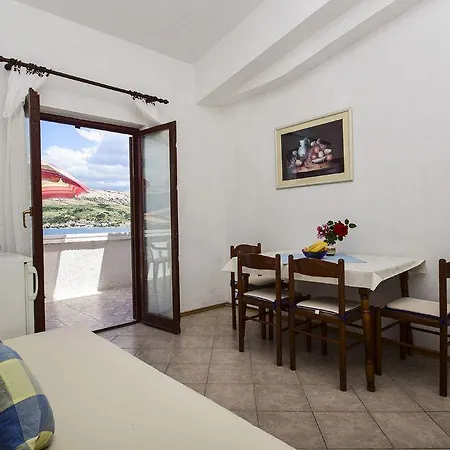 Apartment Smail *