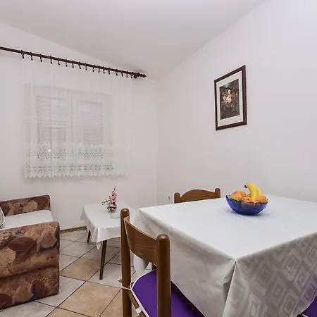 Smail Apartment Pag Town